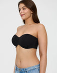 Popilush? Black Strapless Push-Up Bra: Seamless shapewear with built-in support and shaping.