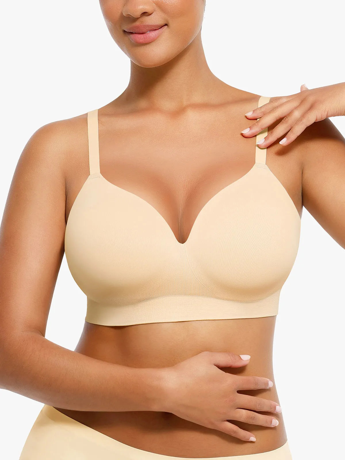 ContourLift™ Seamless Wireless Shaping Push Up Bra