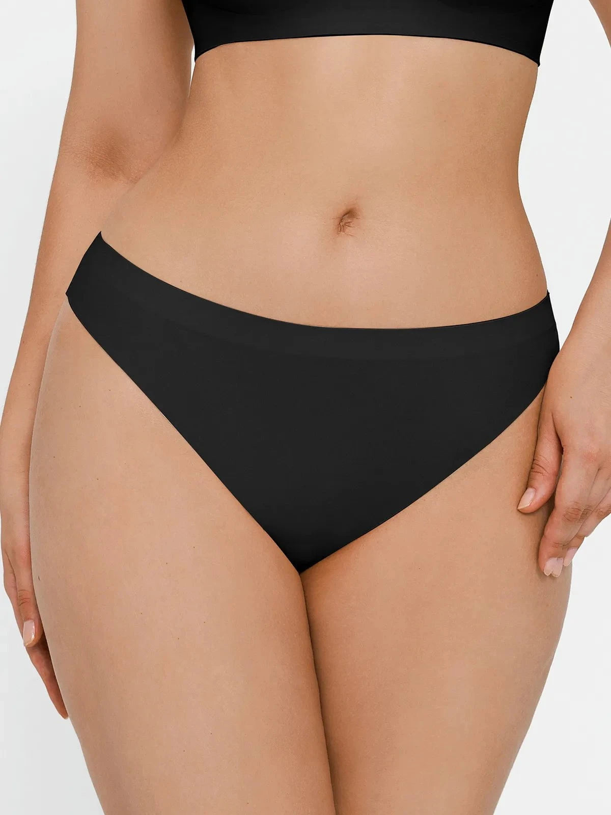 popilush-featherweight-no-show-thong-1182140645.webp
