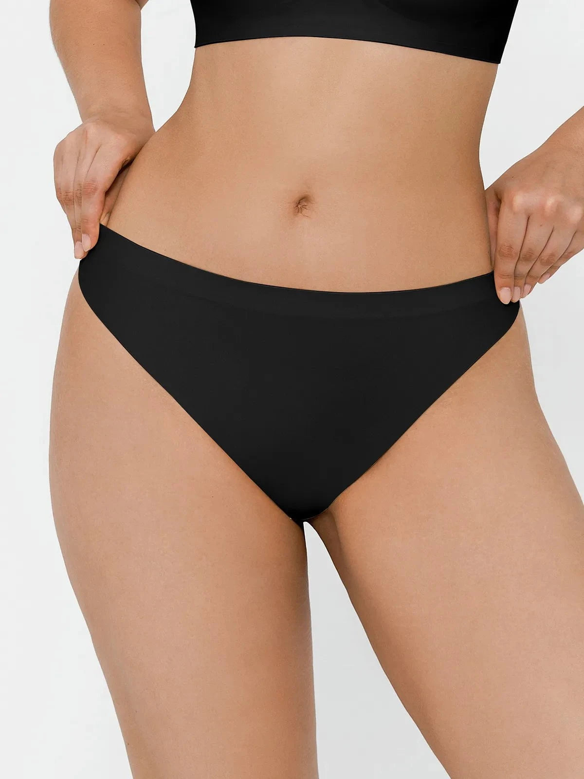 popilush-featherweight-no-show-thong-black-xs-wlgb52028-bk01p-xs-1-1182140646.webp