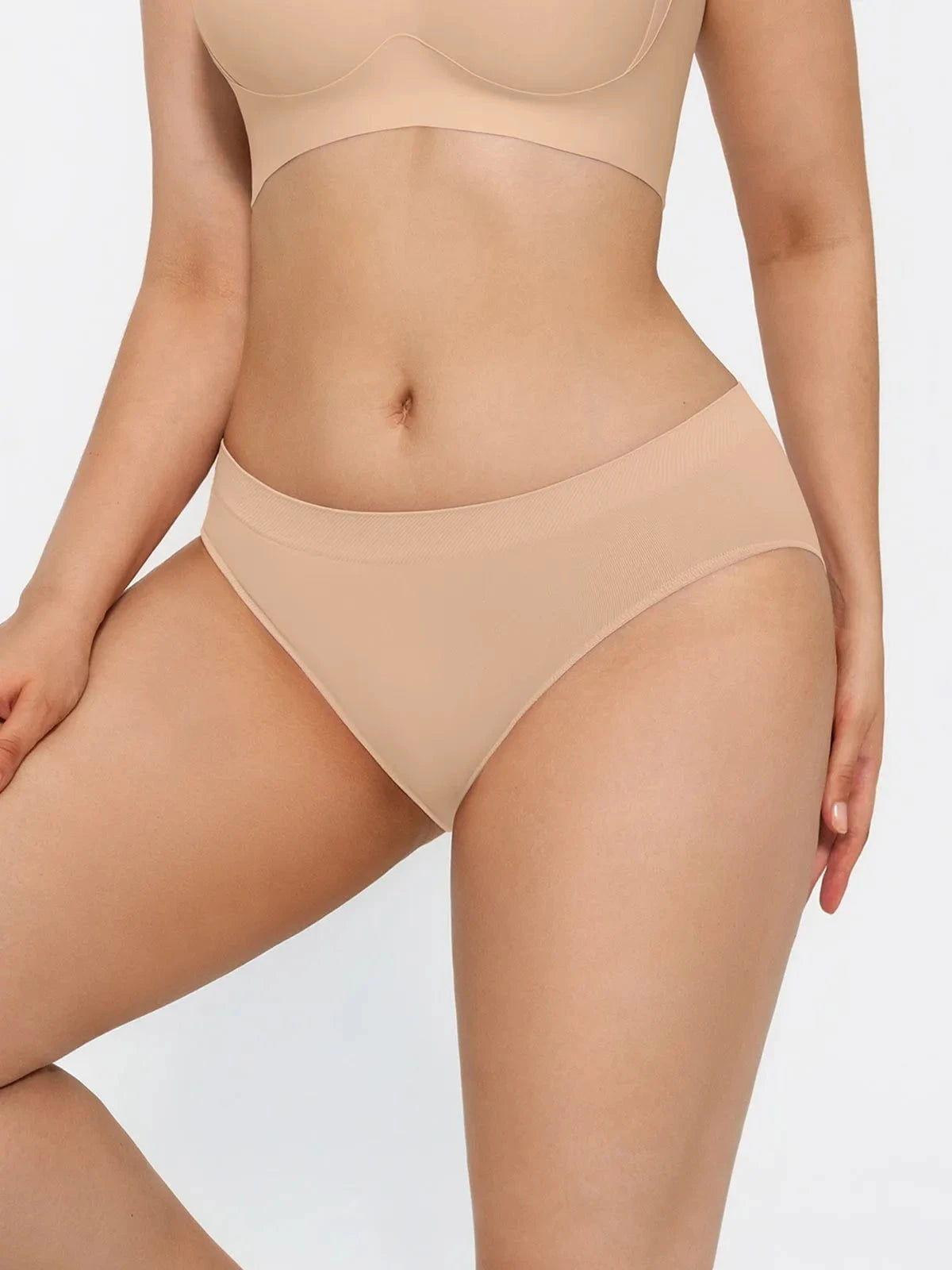 popilush-seamless-solid-mid-rise-brief-1182140128.webp