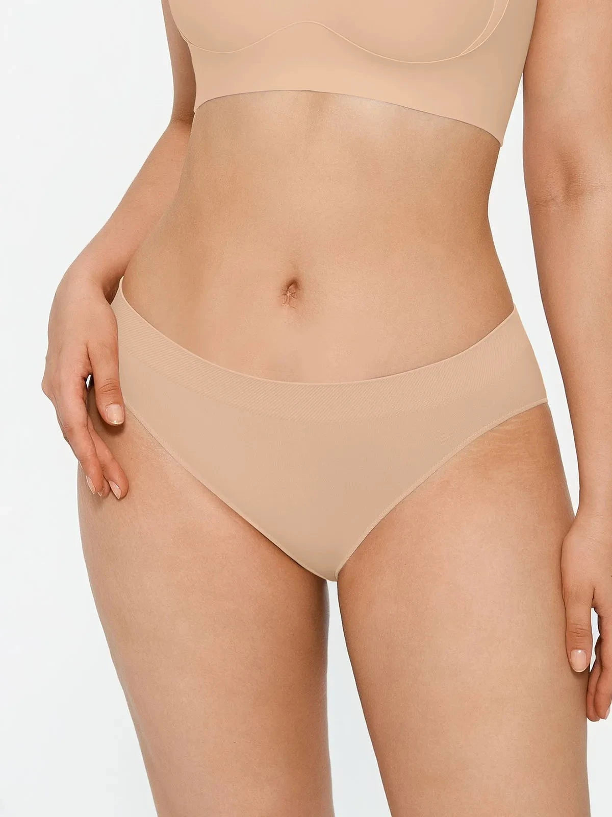 popilush-seamless-solid-mid-rise-brief-beige-s-wlgb52018-sk01p-s-1-1182140479.webp