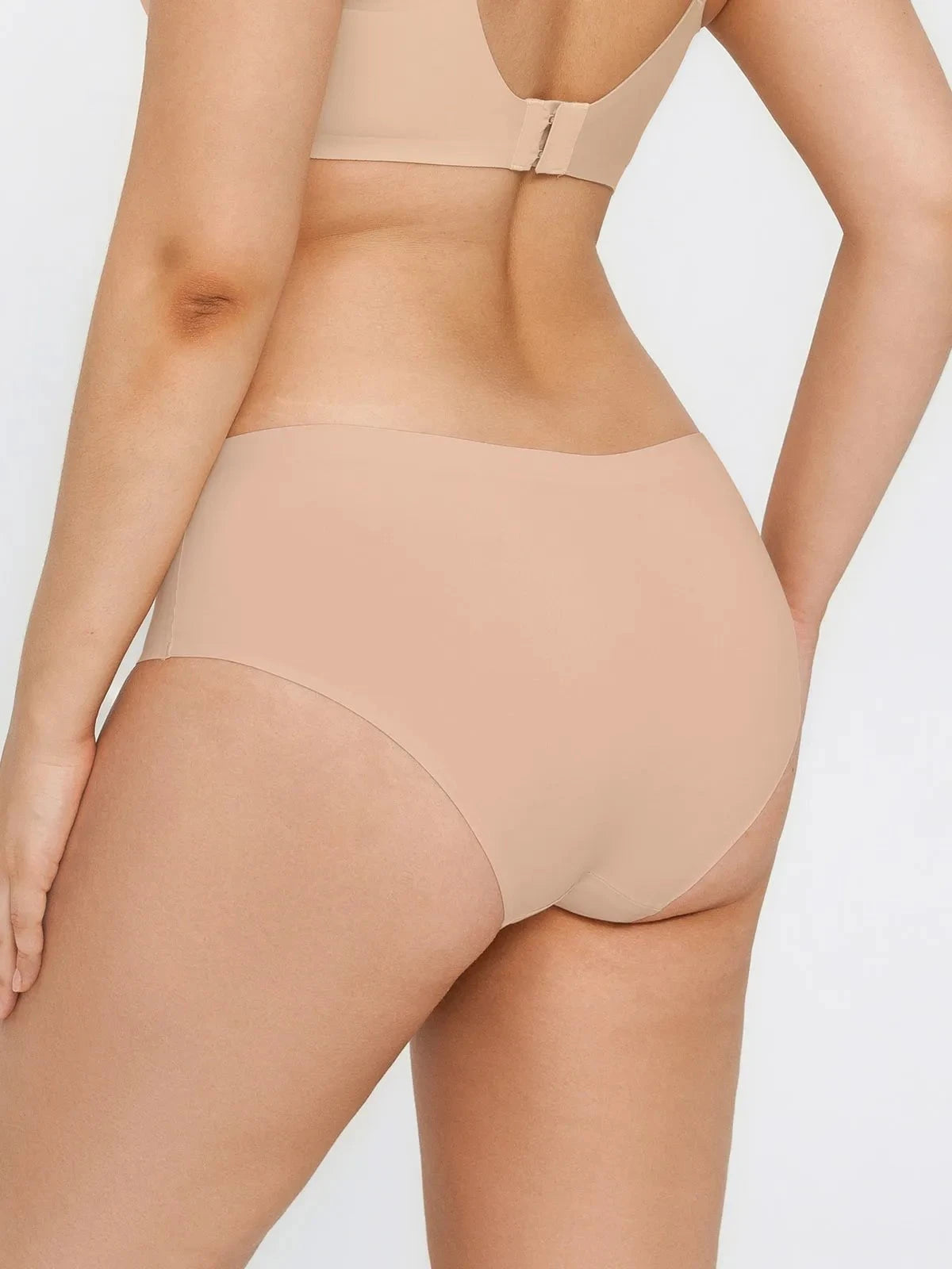 popilush-softform-low-rise-brief-1182140176.webp
